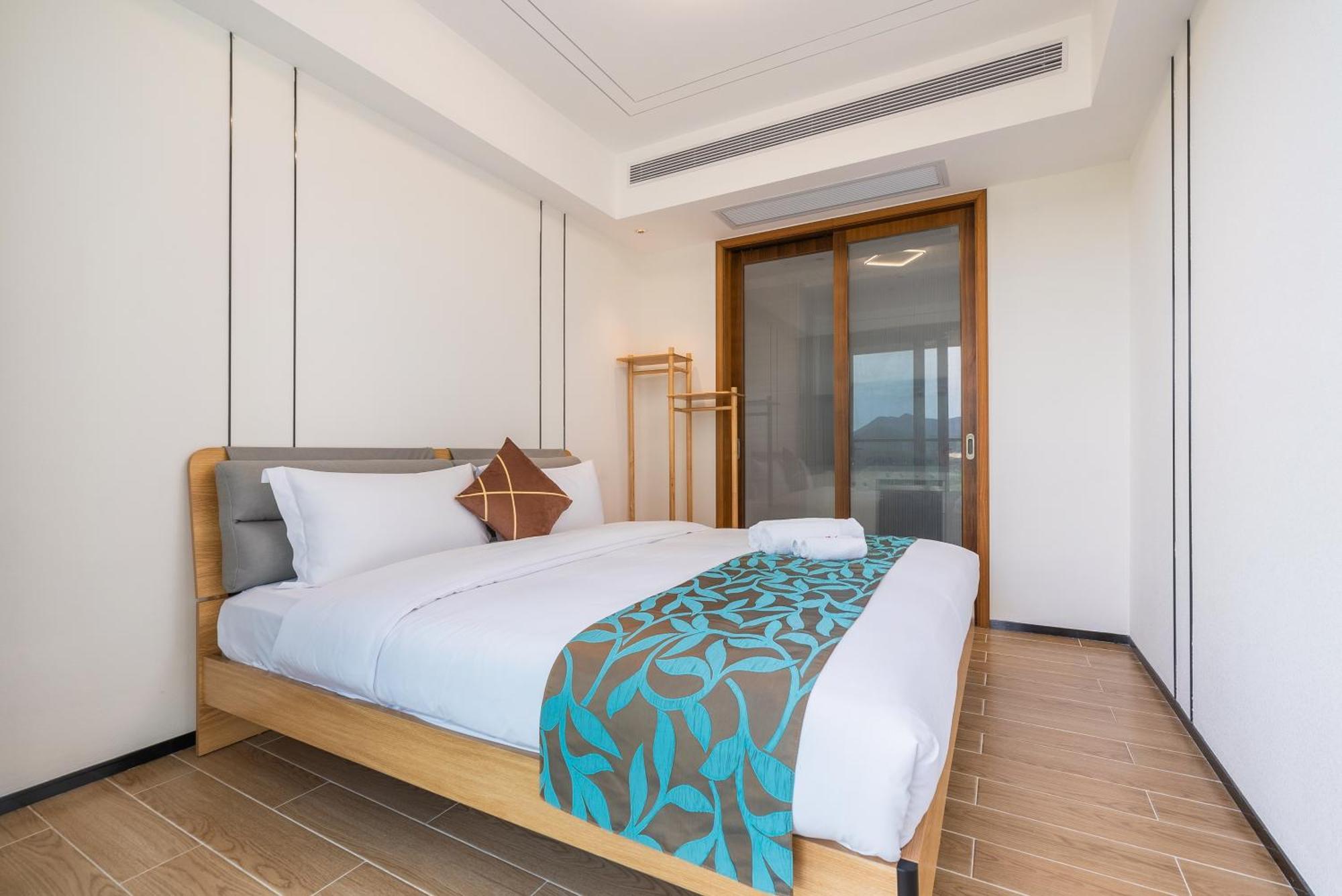 Puhai Sea View Apt By Hailan Tour At Sanya Yazhou Bay#Only 100 Meters To Beach And Sea Swimming Area מראה חיצוני תמונה